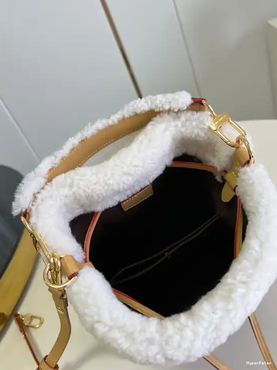 VUITTON BB LOUIS NÉONOÉ 0519